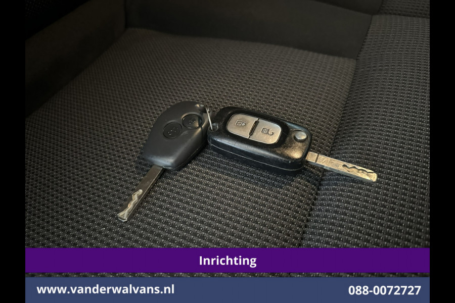 Renault Master 2.3 dCi 180pk L2H2 Inrichting Euro6 Airco | Camera | Navigatie | LM Velgen | Cruisecontrol | LED Sidebars, 2500kg Trekhaak, Parkeersensoren, Bijrijdersbank