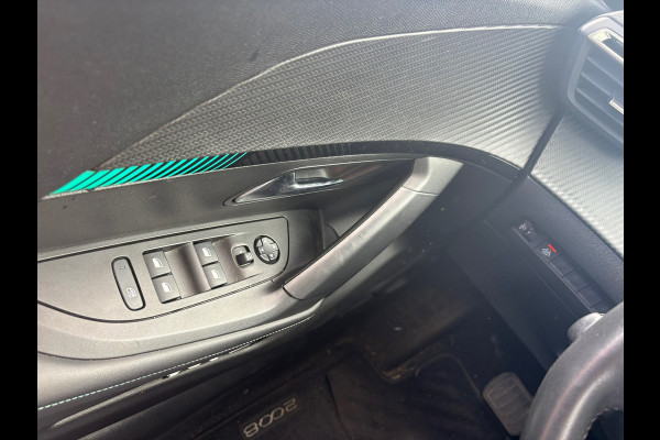 Peugeot 2008 1.2 PureTech Allure Pack