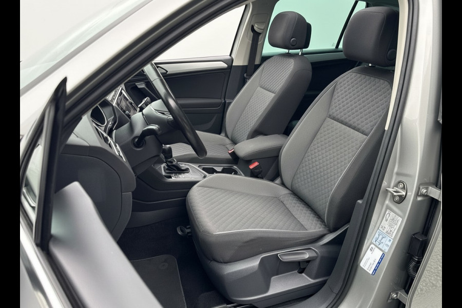 Volkswagen Tiguan 1.4 TSI 150PK ACT DSG COMFORTLINE PANORAMADAK/CARPLAY/TREKHAAK