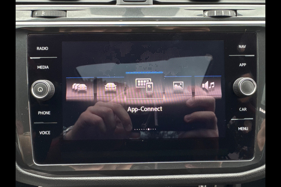 Volkswagen Tiguan 1.4 TSI 150PK ACT DSG COMFORTLINE PANORAMADAK/CARPLAY/TREKHAAK