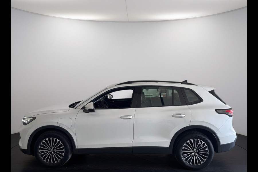 Volkswagen Tiguan 1.5 TSI 204PK eHybrid DSG LIFE 360°CAMERA/HARMAN-KARDON/HEAD-UP/TREKHAAK *Fabrieksgarantie 2030*