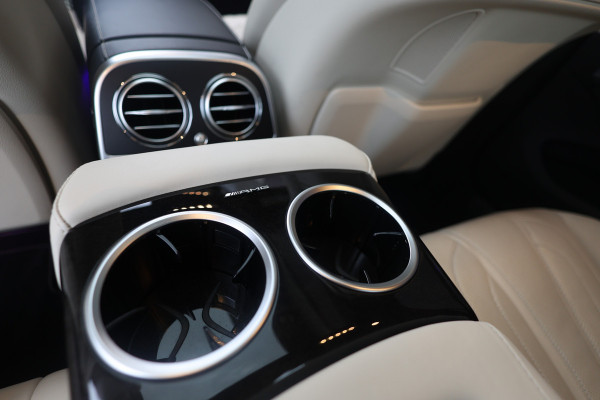 Mercedes-Benz S-Klasse 560 4Matic Premium Plus | AMG - Burmester - Pano