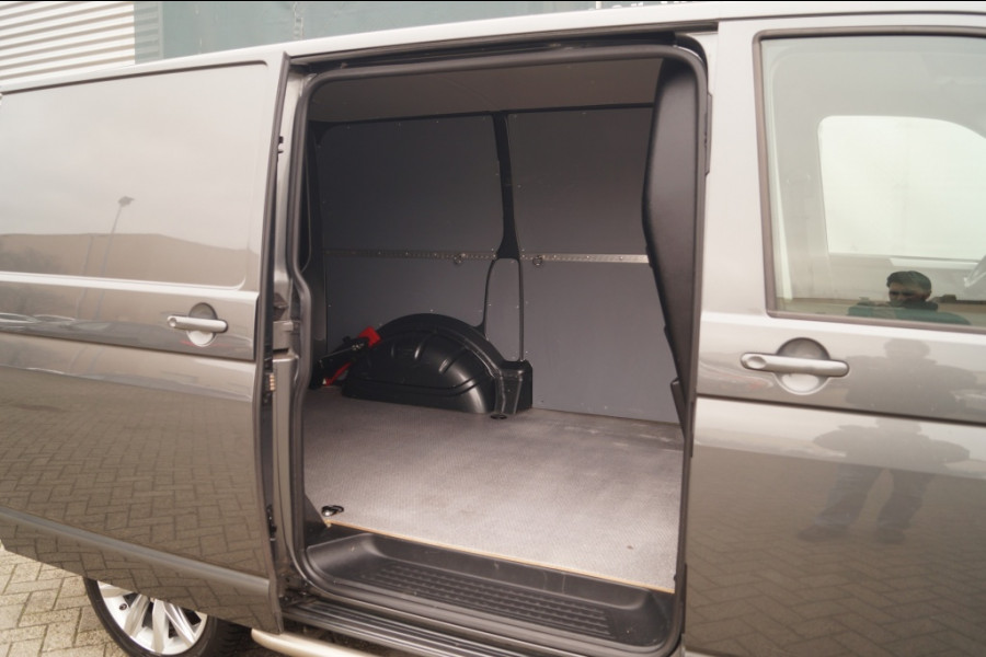 Volkswagen Transporter 2.0 TDI 150pk DSG L1-H1 Bulli -DIGI-NAVI-PDC-TREKHAAK-