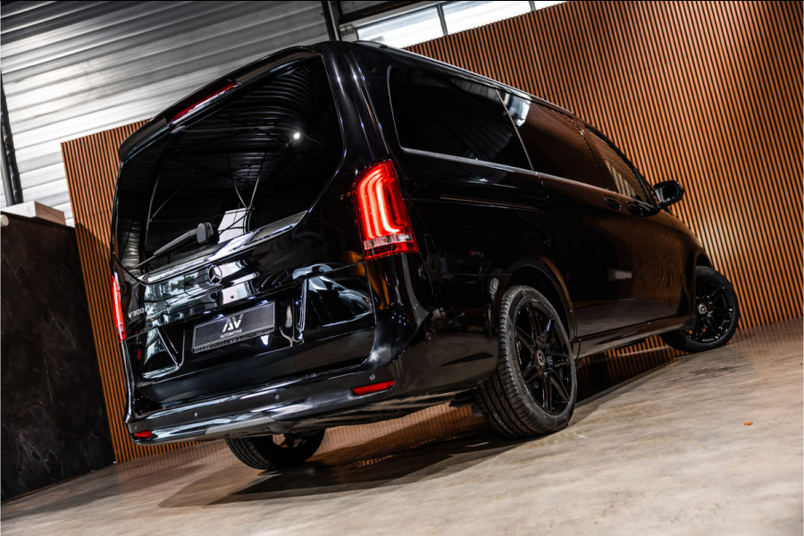 Mercedes-Benz V-Klasse 300d Lang | AMG | Memory seats | Stoelventilatie | 360 Camera | ACC | CarPlay | Navigatie | Lederen bekleding | DAB | Dodehoek | Trekhaak | Nieuwe APK | 2-Zitter | Enkel cabine