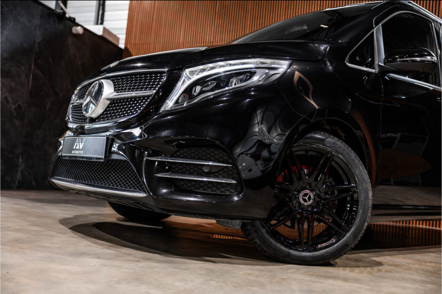 Mercedes-Benz V-Klasse 300d Lang | AMG | Memory seats | Stoelventilatie | 360 Camera | ACC | CarPlay | Navigatie | Lederen bekleding | DAB | Dodehoek | Trekhaak | Nieuwe APK | 2-Zitter | Enkel cabine