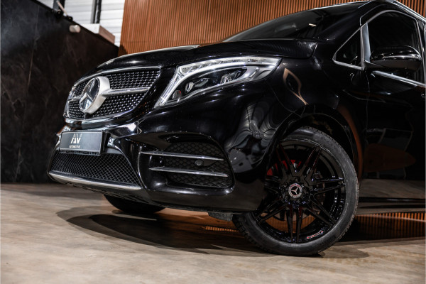 Mercedes-Benz V-Klasse 300d Lang | AMG | Memory seats | Stoelventilatie | 360 Camera | ACC | CarPlay | Navigatie | Lederen bekleding | DAB | Dodehoek | Trekhaak | Nieuwe APK | 2-Zitter | Enkel cabine