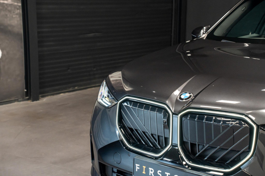 BMW X3 30e xDrive *M-Sport Pro / Panorama / Stoelventilatie / Harman-Kardon / Surround-View / Keyless-Entry*