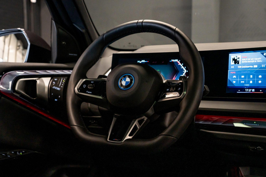 BMW X3 30e xDrive *M-Sport Pro / Panorama / Stoelventilatie / Harman-Kardon / Surround-View / Keyless-Entry*