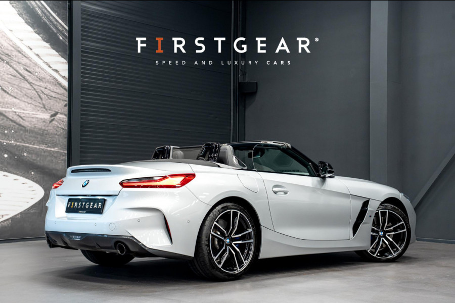 BMW Z4 Roadster sDrive30i High Executive *M-Sport / Harman-Kardon / HUD / Aerodynamica-Pakket / M-Sportstoelen / Sport-chassis*