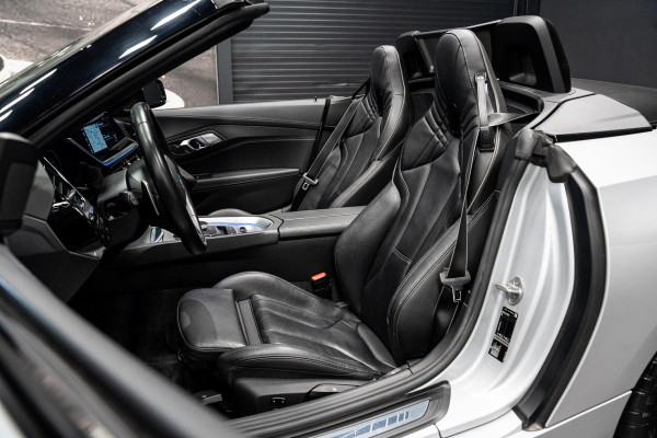 BMW Z4 Roadster sDrive30i High Executive *M-Sport / Harman-Kardon / HUD / Aerodynamica-Pakket / M-Sportstoelen / Sport-chassis*