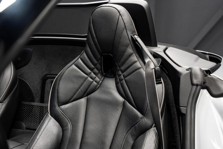 BMW Z4 Roadster sDrive30i High Executive *M-Sport / Harman-Kardon / HUD / Aerodynamica-Pakket / M-Sportstoelen / Sport-chassis*