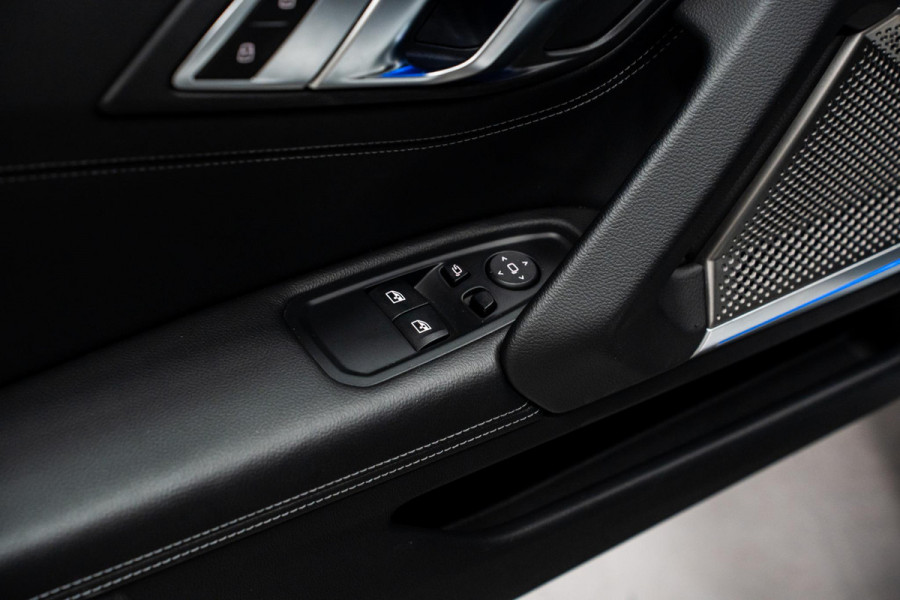 BMW Z4 Roadster sDrive30i High Executive *M-Sport / Harman-Kardon / HUD / Aerodynamica-Pakket / M-Sportstoelen / Sport-chassis*