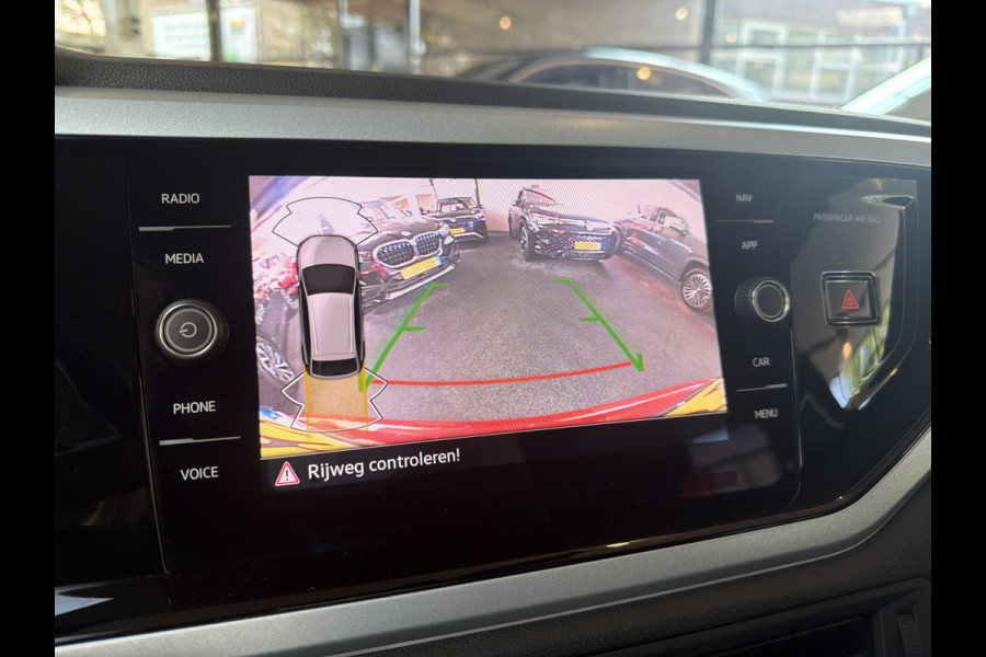 Volkswagen Taigo TSI 115PK DSG LIFE EDITION CAMERA/VIRTUAL/CARPLAY/ FABRIEKS GARANTIE