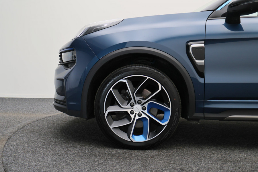 Lynk & Co 01 1.5 360° Camera, Panoramadak, Apple Carplay, ACC, Keyless, LED, 20''