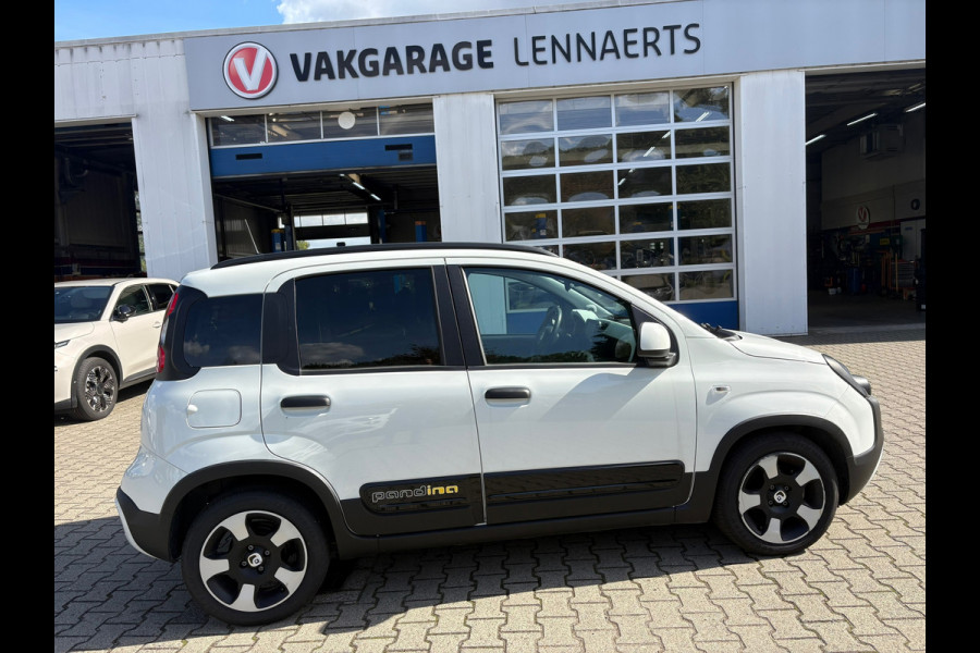 Fiat Panda 1.0 Hybrid Pandina (BOVAG/RIJKLAARPRIJS)