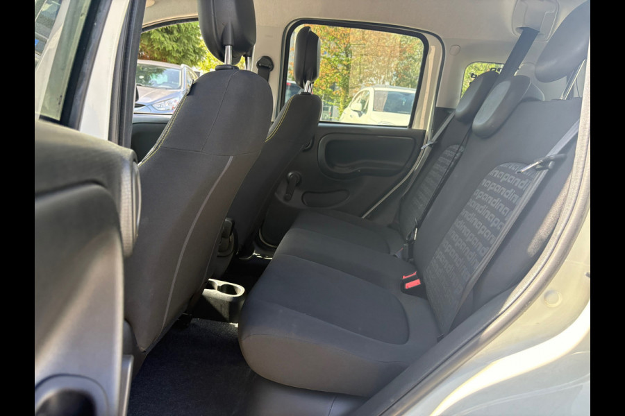 Fiat Panda 1.0 Hybrid Pandina (BOVAG/RIJKLAARPRIJS)