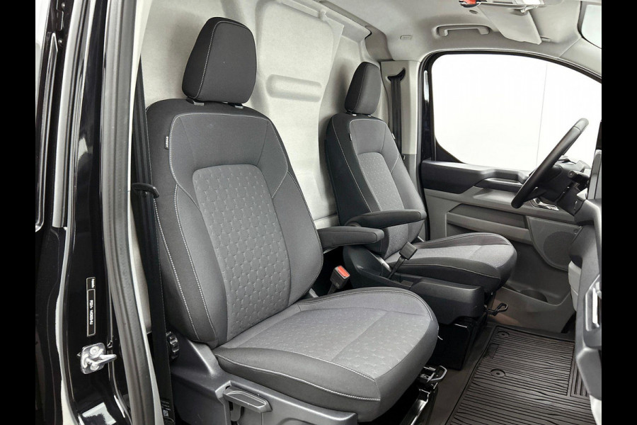 Ford Transit Custom 320 2.0 TDCI L2H1 Limited Automaat Airco Navigatie Cruise control Trekhaak