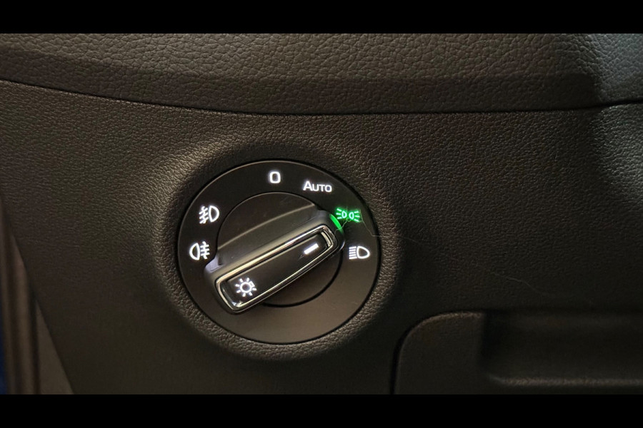 Škoda Kodiaq 1.5 TSI Sportline Business ACT Laurin & Klement| Sfeerverlichting | Camera | Carplay | Pano | Stoelverwarming