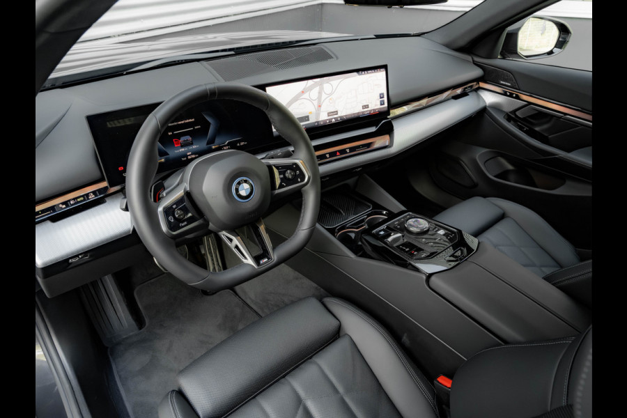 BMW i5 eDrive40 - M-Sport - Active Cruise Control - Harman Kardon