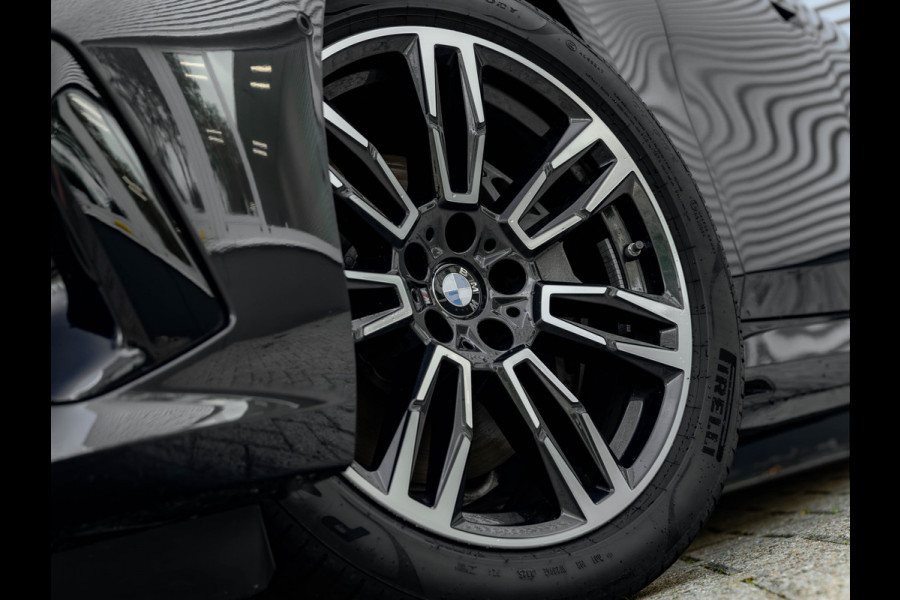 BMW i5 eDrive40 - M-Sport - Active Cruise Control - Harman Kardon