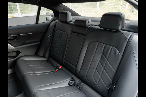 BMW i5 eDrive40 - M-Sport - Active Cruise Control - Harman Kardon