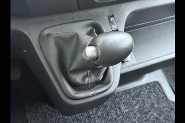 Renault Master AUT. T31 Z.E. Geïsoleerde Koel laadruimte Laadklep H2 SOH 97% Airco Cruise control Bluetooth 33kWh Regen-Lichtsensor Schuifdeur Dealeronderhouden 1e Eigenaar Origineel Nederlandse Auto