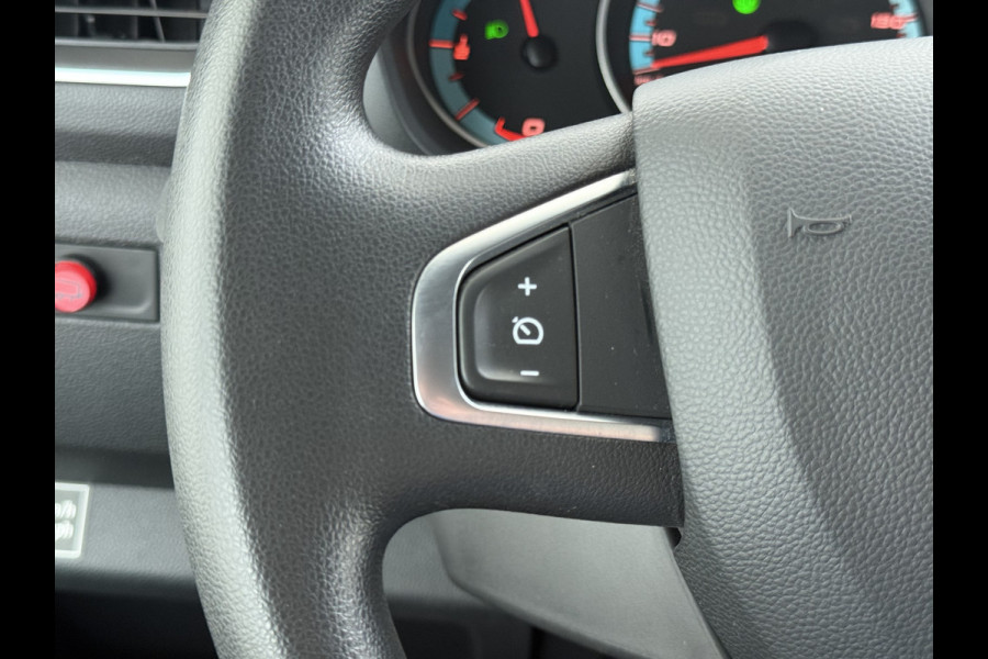 Renault Master AUT. T31 Z.E. Geïsoleerde Koel laadruimte Laadklep H2 SOH 97% Airco Cruise control Bluetooth 33kWh Regen-Lichtsensor Schuifdeur Dealeronderhouden 1e Eigenaar Origineel Nederlandse Auto