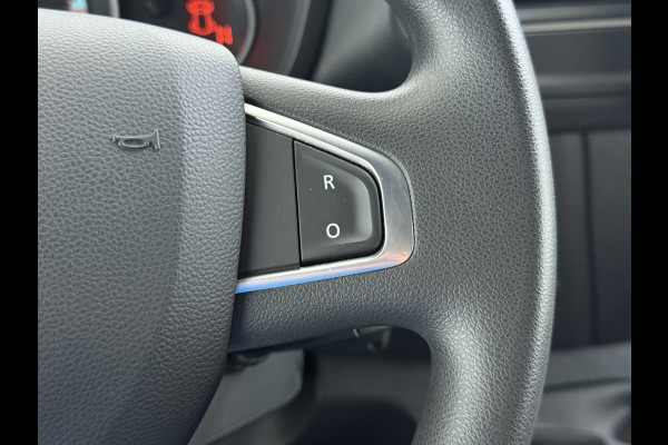 Renault Master AUT. T31 Z.E. Geïsoleerde Koel laadruimte Laadklep H2 SOH 97% Airco Cruise control Bluetooth 33kWh Regen-Lichtsensor Schuifdeur Dealeronderhouden 1e Eigenaar Origineel Nederlandse Auto