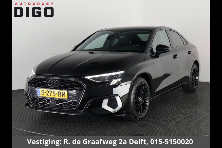 Audi A3 Limousine 30 TFSI Advanced Black Edition | 1e eigenaar | Navigatie | Parkeersensoren | Privacy Glass |