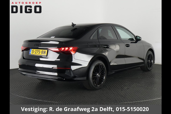 Audi A3 Limousine 30 TFSI Advanced Black Edition | 1e eigenaar | Navigatie | Parkeersensoren | Privacy Glass |