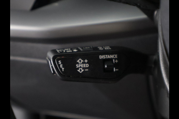 Audi A3 Limousine 30 TFSI Advanced Black Edition | 1e eigenaar | Navigatie | Parkeersensoren | Privacy Glass |