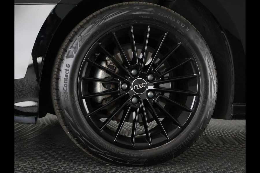 Audi A3 Limousine 30 TFSI Advanced Black Edition | 1e eigenaar | Navigatie | Parkeersensoren | Privacy Glass |