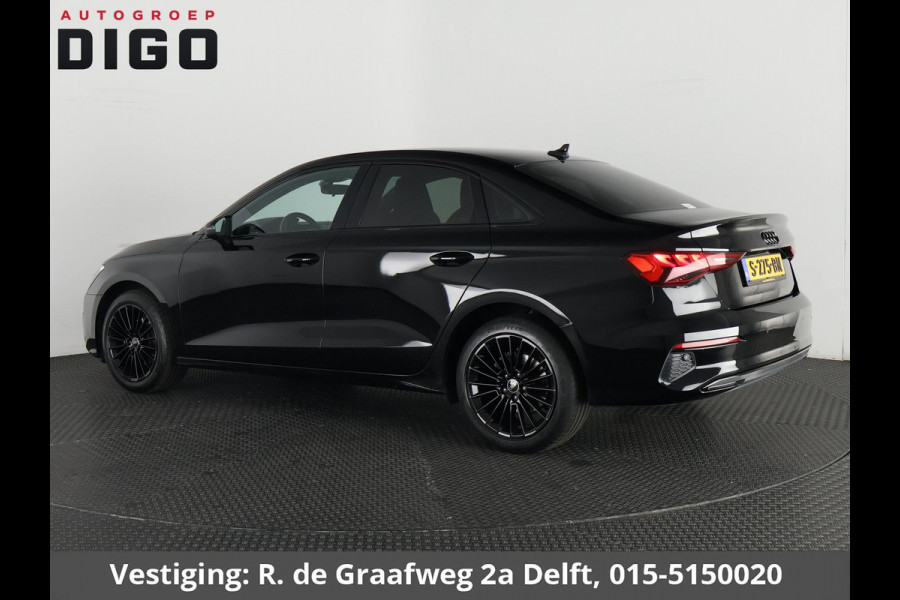 Audi A3 Limousine 30 TFSI Advanced Black Edition | 1e eigenaar | Navigatie | Parkeersensoren | Privacy Glass |