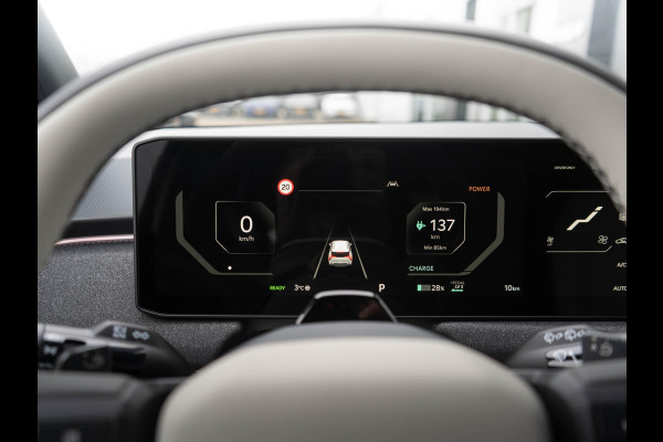 Kia EV3 GT-Line Business Edition 81.4 kWh | OP VOORRAAD | Stoel en stuur verwarming | Carplay/android auto |