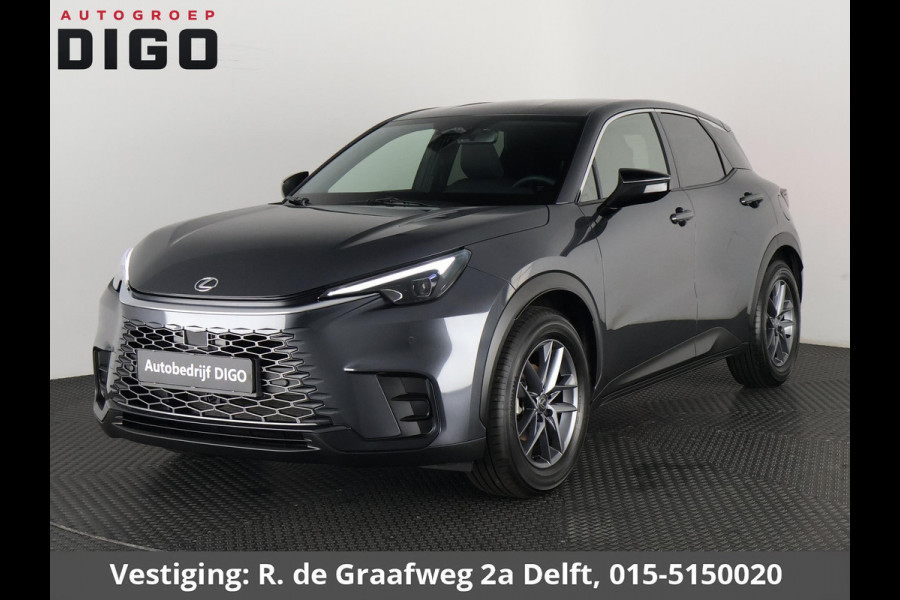 Lexus LBX 1.5 Business Line 2WD | Dodehoek detectie | Stuur- & Stoelverwarming | Navigatie | Parkeersensoren