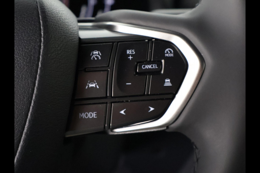 Lexus LBX 1.5 Business Line 2WD | Dodehoek detectie | Stuur- & Stoelverwarming | Navigatie | Parkeersensoren