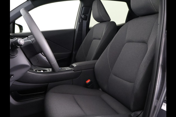 Lexus LBX 1.5 Business Line 2WD | Dodehoek detectie | Stuur- & Stoelverwarming | Navigatie | Parkeersensoren