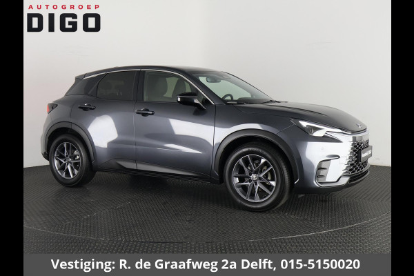 Lexus LBX 1.5 Business Line 2WD | Dodehoek detectie | Stuur- & Stoelverwarming | Navigatie | Parkeersensoren