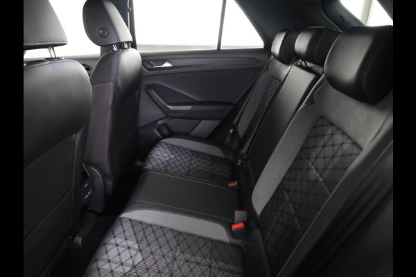 Volkswagen T-Roc 1.5 TSI R-Line 150 PK | Automaat (DSG) | Parkeersensoren Led | Keyless entry