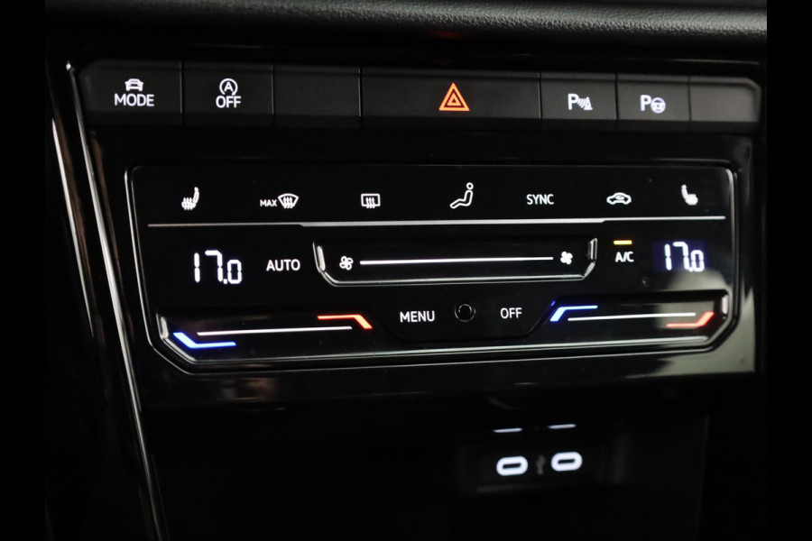 Volkswagen T-Roc 1.5 TSI R-Line 150 PK | Automaat (DSG) | Parkeersensoren Led | Keyless entry