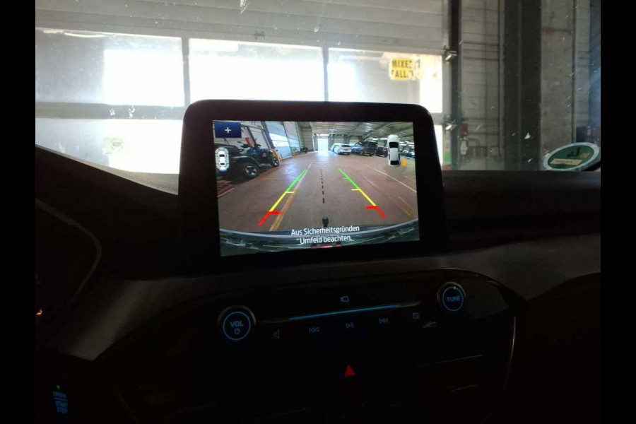 Ford Kuga 2.5 PHEV Titanium | Trekhaak met afneembare Kogel | Winter Pack | Adaptive cruise control | Dodehoeksensoren