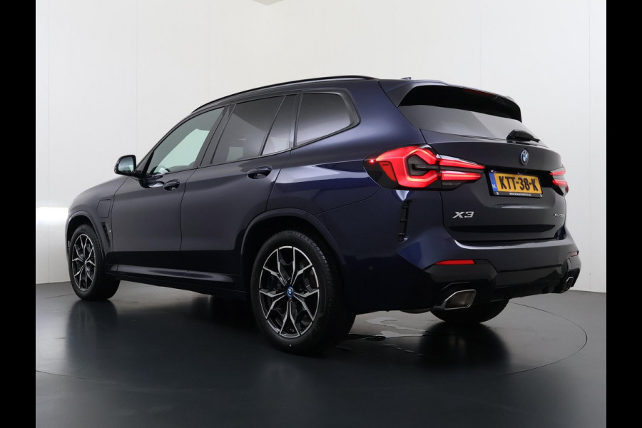 BMW X3 xDrive30e VAN: 49.900,- VOOR: 45.877,- UW HERFSTVOORDEEL: 4.023,- APPLE CAR./ANDROID AUTO | ELECT. ACHTERKLEP | STOEL VERW. | CRUISE CONTR. |