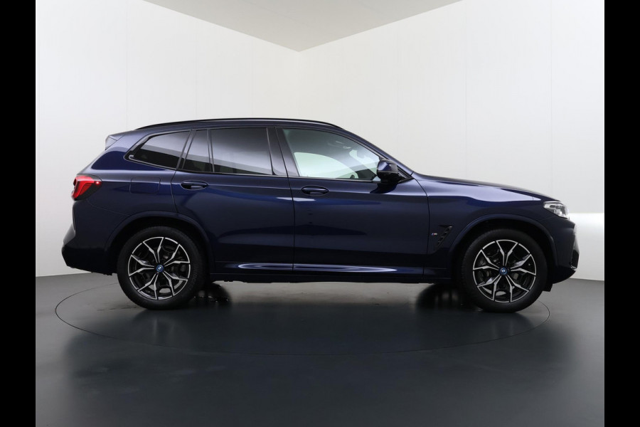 BMW X3 xDrive30e VAN: 49.900,- VOOR: 45.877,- UW HERFSTVOORDEEL: 4.023,- APPLE CAR./ANDROID AUTO | ELECT. ACHTERKLEP | STOEL VERW. | CRUISE CONTR. |