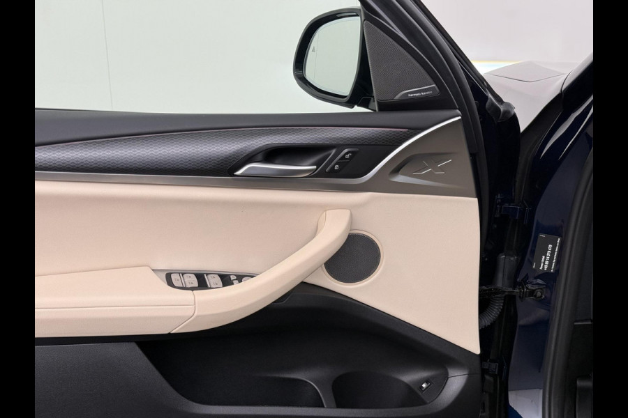 BMW X3 xDrive30e VAN: 49.900,- VOOR: 45.877,- UW HERFSTVOORDEEL: 4.023,- APPLE CAR./ANDROID AUTO | ELECT. ACHTERKLEP | STOEL VERW. | CRUISE CONTR. |