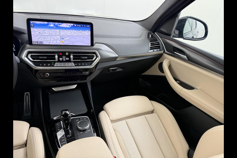 BMW X3 xDrive30e VAN: 49.900,- VOOR: 45.877,- UW HERFSTVOORDEEL: 4.023,- APPLE CAR./ANDROID AUTO | ELECT. ACHTERKLEP | STOEL VERW. | CRUISE CONTR. |