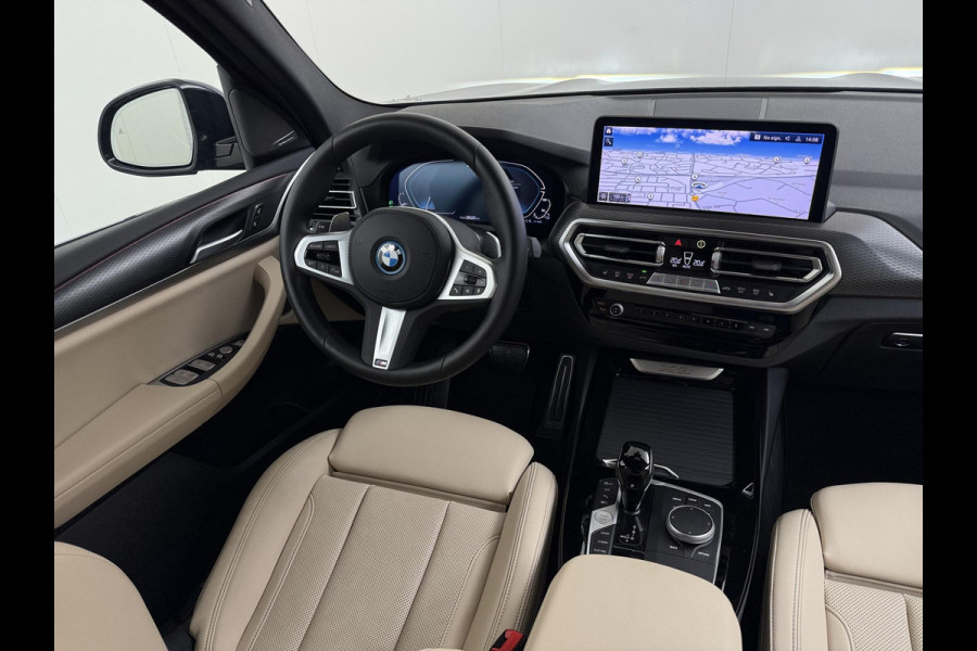 BMW X3 xDrive30e VAN: 49.900,- VOOR: 45.877,- UW HERFSTVOORDEEL: 4.023,- APPLE CAR./ANDROID AUTO | ELECT. ACHTERKLEP | STOEL VERW. | CRUISE CONTR. |