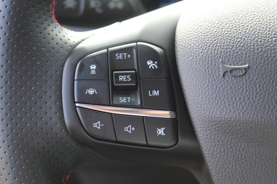 Ford Kuga 2.5 PHEV ST-Line X , 225pk , 1500kg Trekgewicht Climate control , Stoel en voorruitverwarming , Navigatie , Cruise control adaptief , Bluetooth , Camera