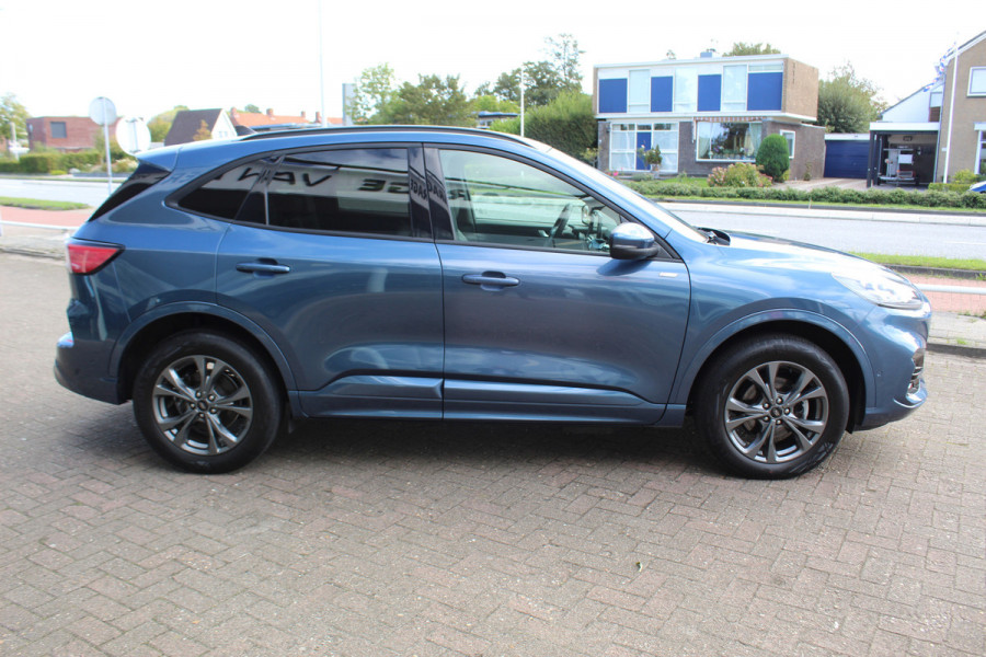 Ford Kuga 2.5 PHEV ST-Line X , 225pk , 1500kg Trekgewicht Climate control , Stoel en voorruitverwarming , Navigatie , Cruise control adaptief , Bluetooth , Camera