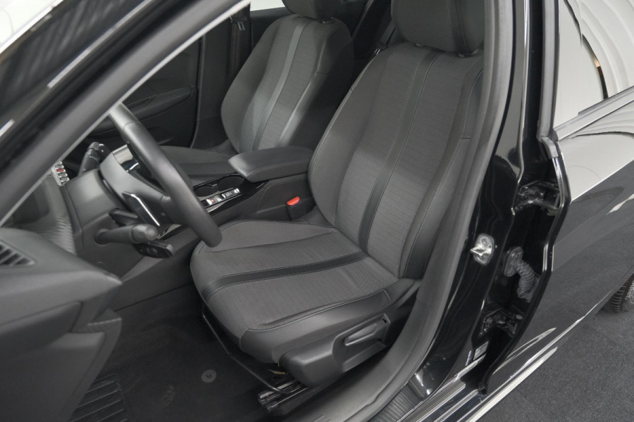 Peugeot 208 PureTech 100 EAT8 Allure Pack | Keyless | Camera | Navigatie | Parkeersensoren | Apple Carplay
