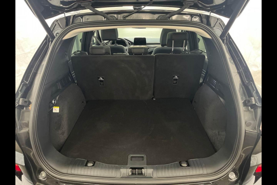 Ford Kuga 2.5 PHEV Vignale | Trekhaak Wegklapbaar | Panoramadak | Winter Pack | Adaptive cruise control | Dodehoeksensoren